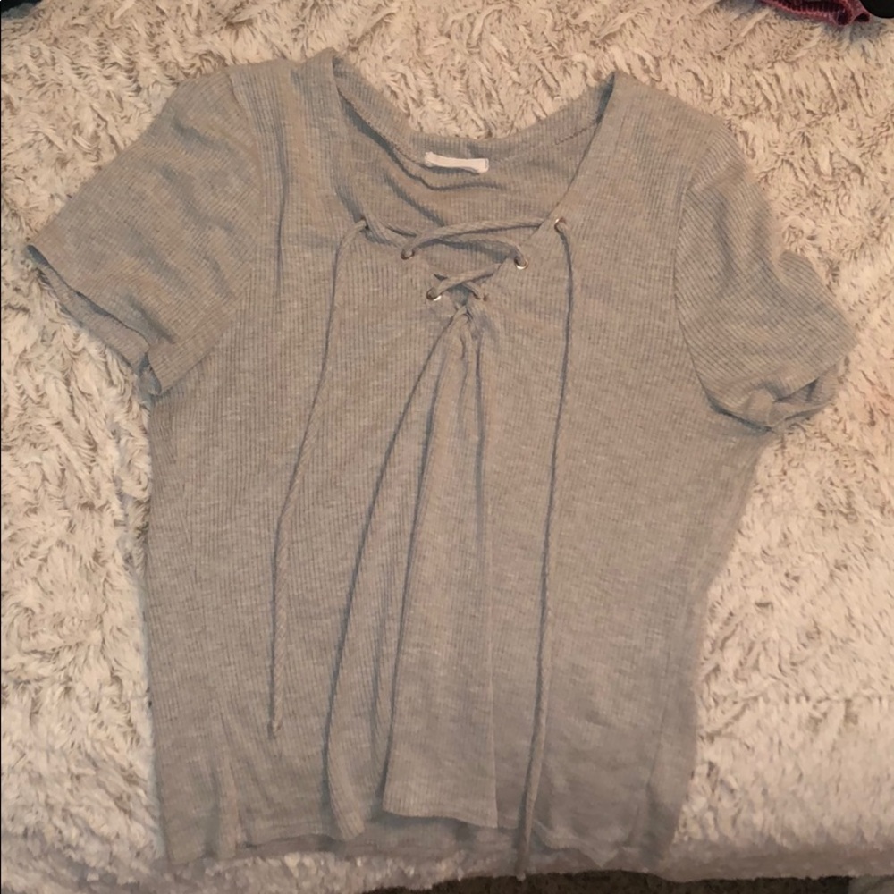 Gray shirt with tied front
